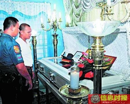 菲律賓劫持人質案兇手遺體入棺 穿警服蓋國旗